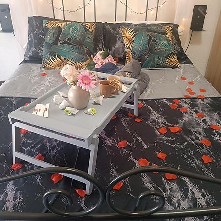 Jolie Maison De Village Capendu Dış mekan fotoğraf
