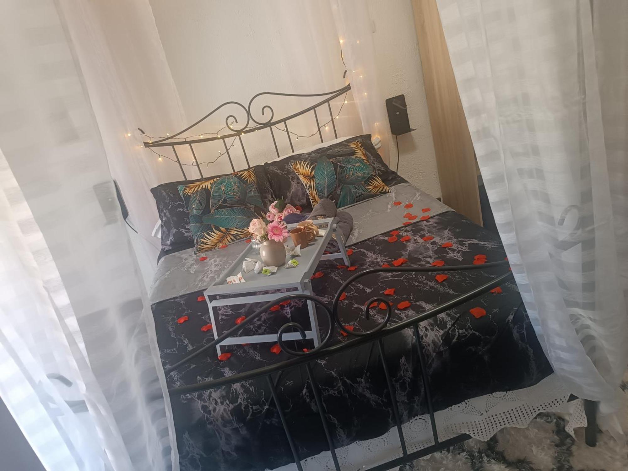 Jolie Maison De Village Capendu Dış mekan fotoğraf